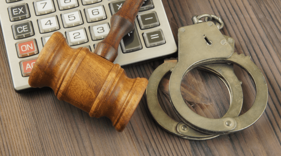 cuales-son-los-riesgos-por-trabajar-con-operaciones-simuladas